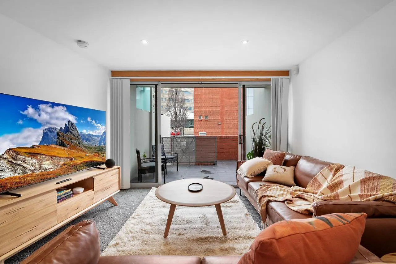 King Bed Living In Heart Of The Cbd, With Parking Lägenhet Hobart 0*,