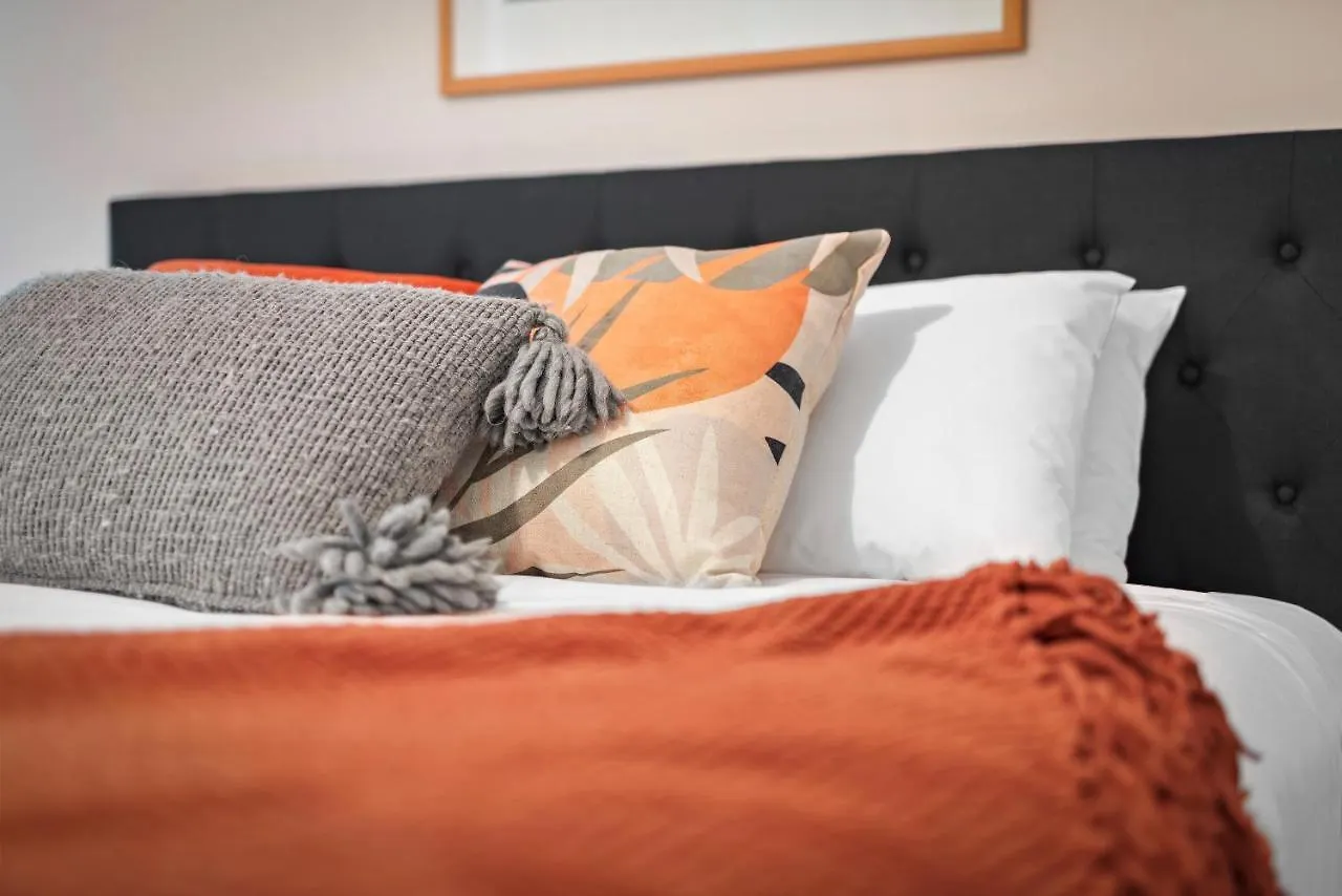 King Bed Living In Heart Of The Cbd, With Parking Lägenhet Hobart